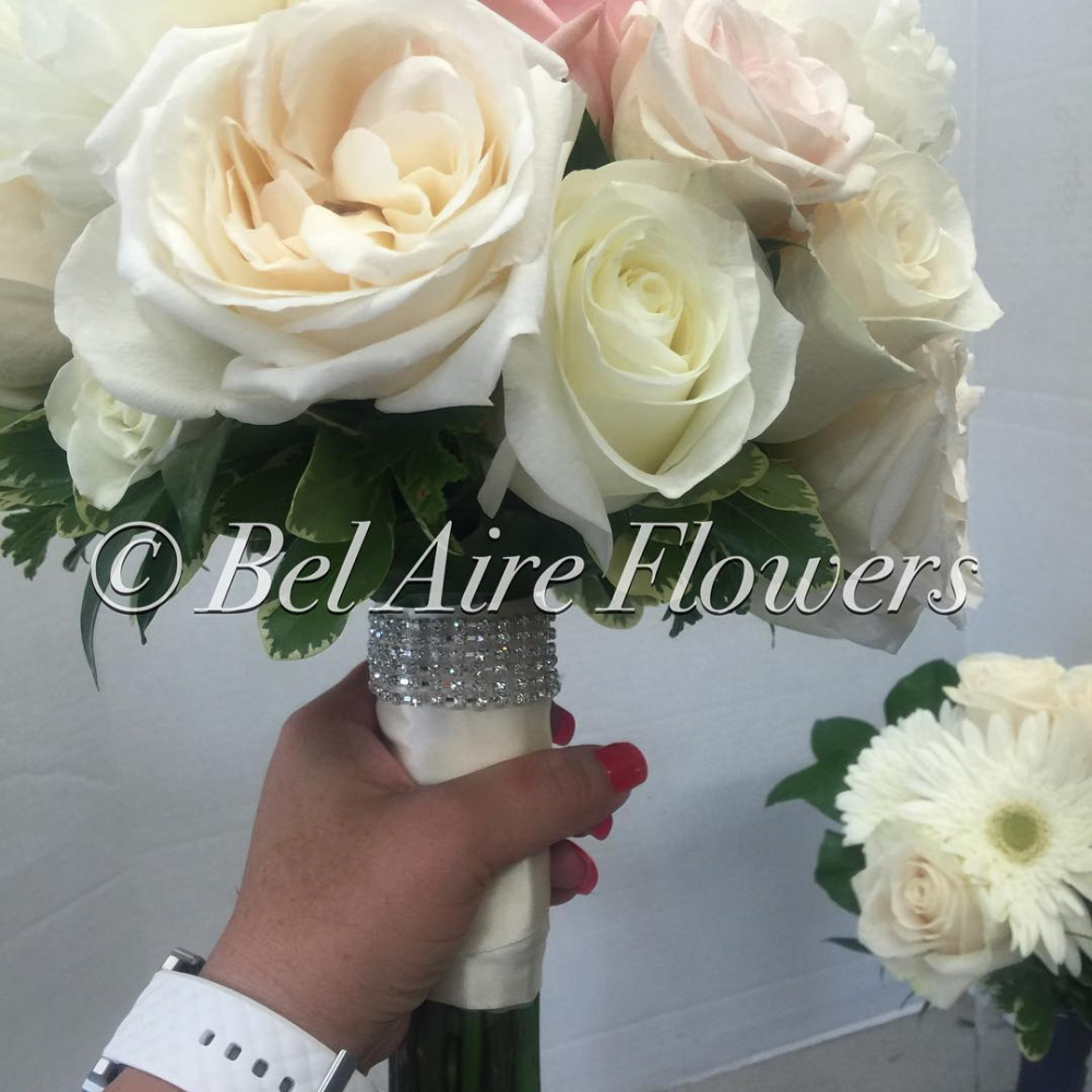 bride bouquet customization